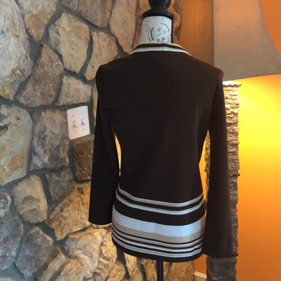 Button down blouse - Picture 3 of 5